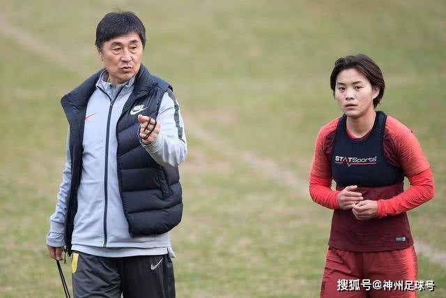 巴萨非国脚球员训练安排与假期通知